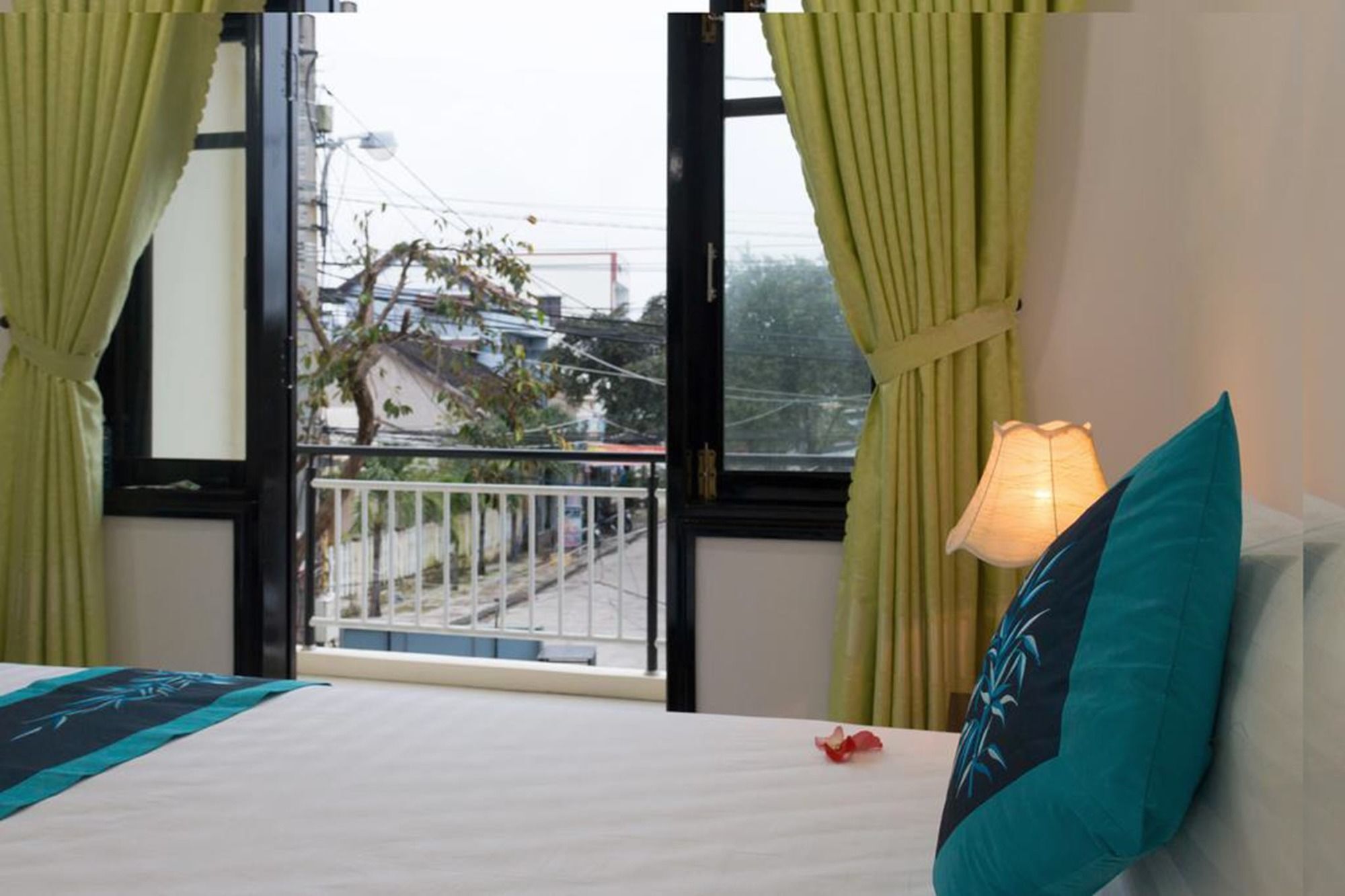 Sunshine Homestay Hoi An Exterior photo
